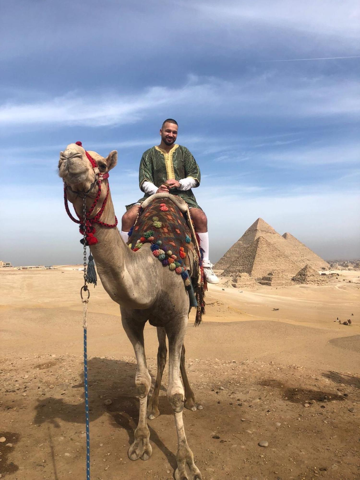 Loay Pyramids View Lägenhet Kairo Exteriör bild