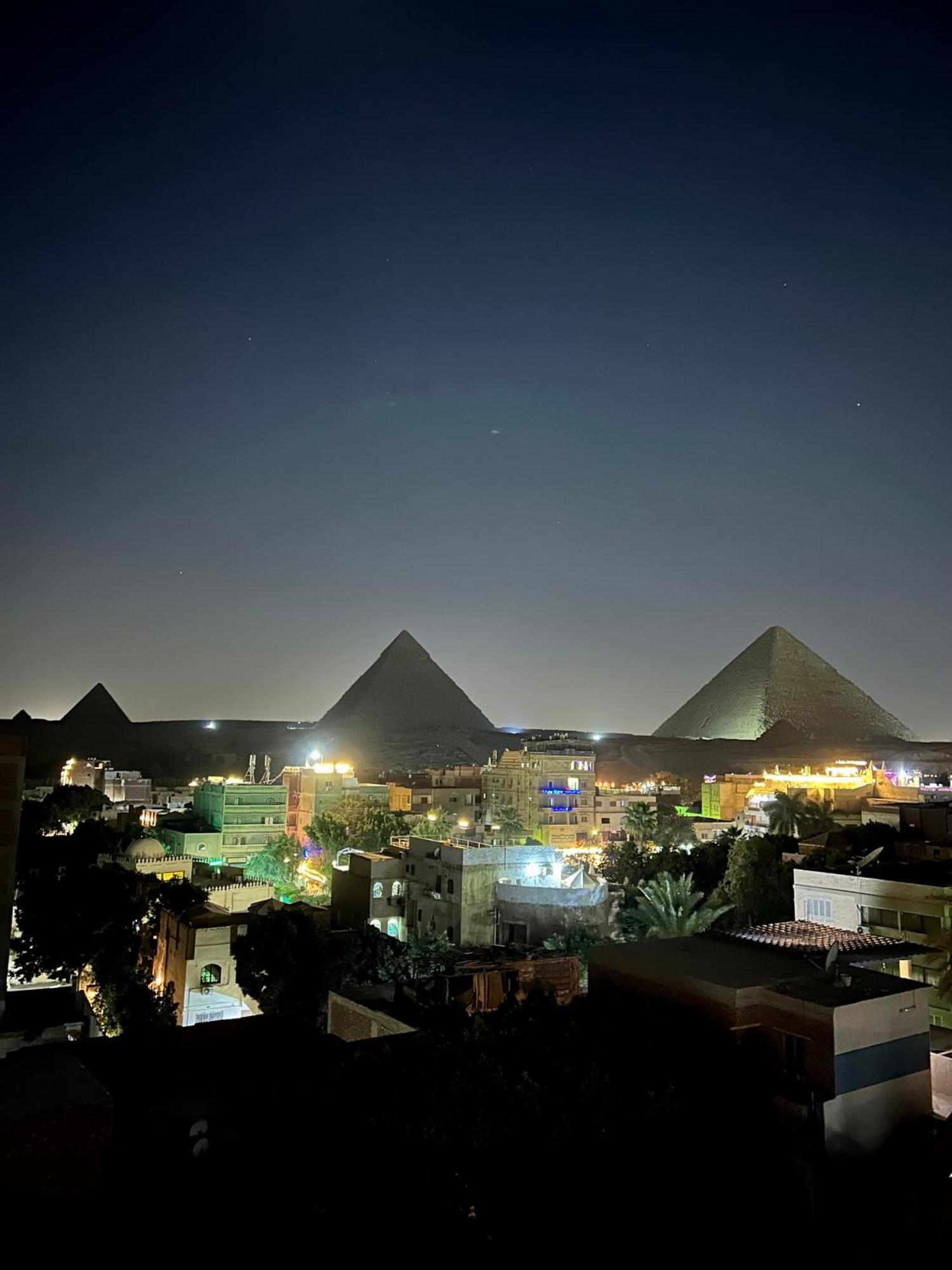 Loay Pyramids View Lägenhet Kairo Exteriör bild