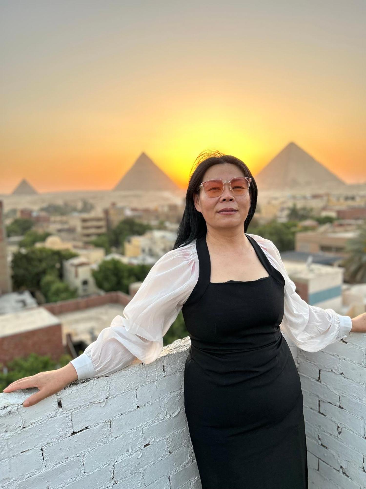 Loay Pyramids View Lägenhet Kairo Exteriör bild